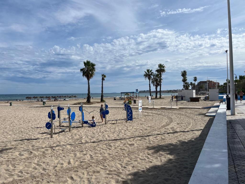 Beach Apartment Amalia Torrevieja Zewnętrze zdjęcie